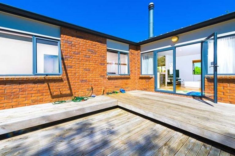 Photo of property in 29 Kona Crescent, Henderson, Auckland, 0610