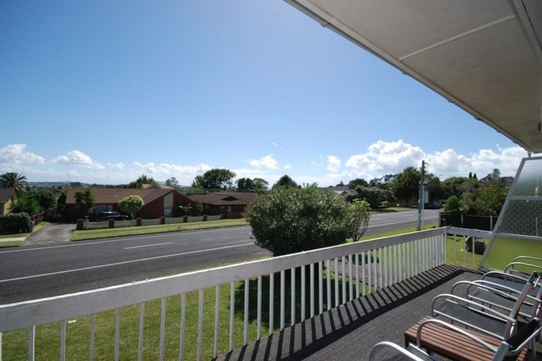 Photo of property in 105 Hutchinsons Road, Bucklands Beach, Auckland, 2014