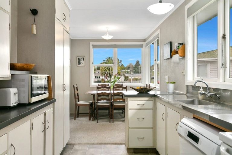 Photo of property in 85 Taharepa Road, Hilltop, Taupo, 3330