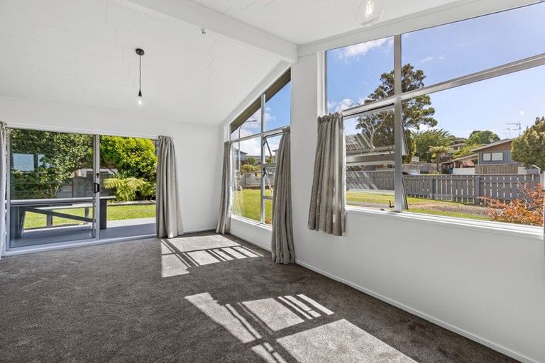 Photo of property in 6 Pukekohatu Street, Waitara, 4320