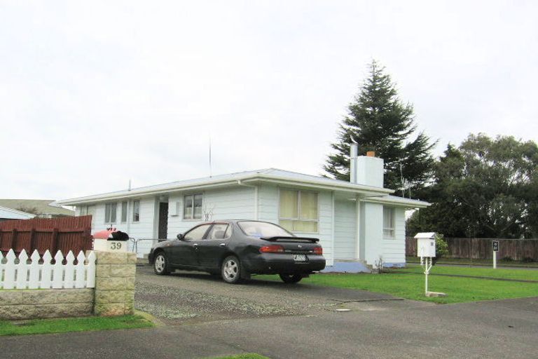 Photo of property in 37 Port Street West, Feilding, 4702