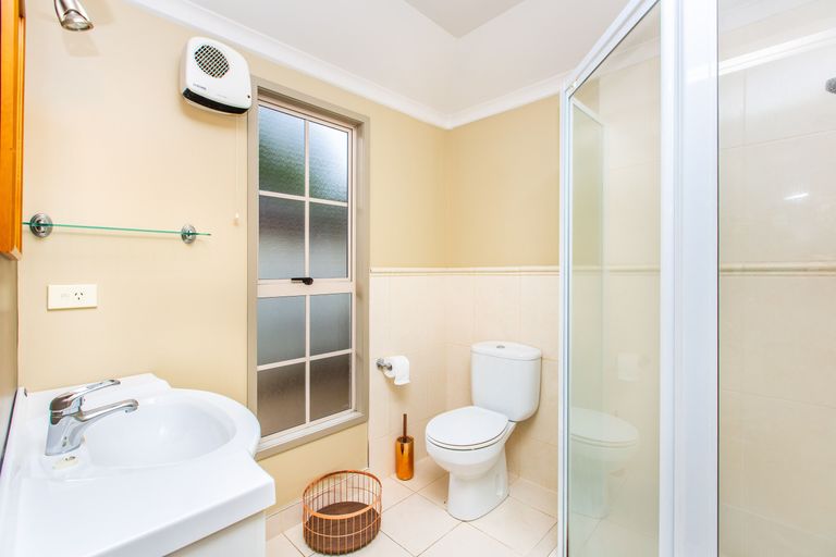 Photo of property in 18 Roderick Place, Rototuna, Hamilton, 3210