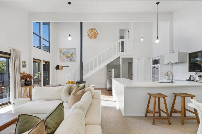 Photo of property in 28 Tokomaru Drive, Havelock North, 4130