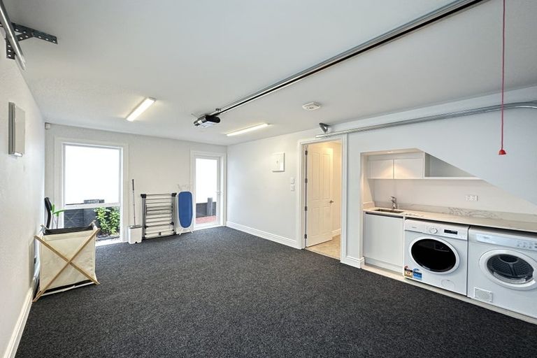 Photo of property in 7b Garadice Road, Rothesay Bay, Auckland, 0630
