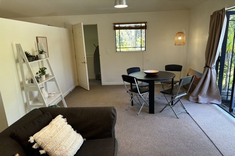 Photo of property in 15a Beresford Street, Bayswater, Auckland, 0622