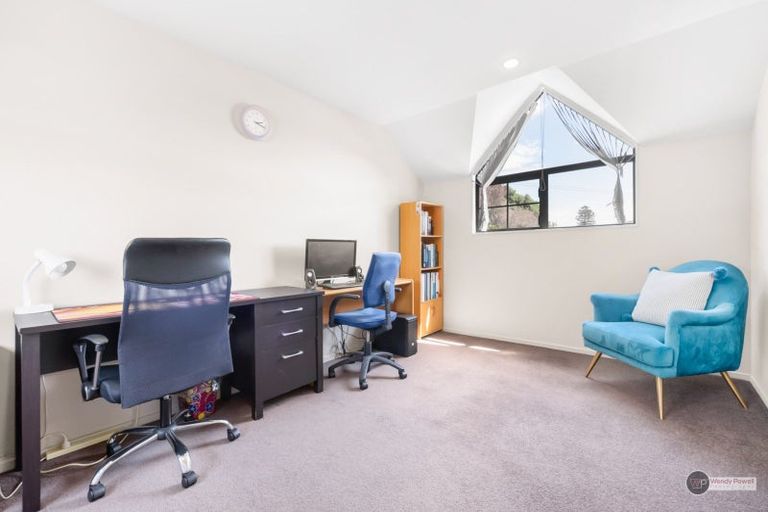 Photo of property in 9 Wilford Street, Woburn, Lower Hutt, 5011