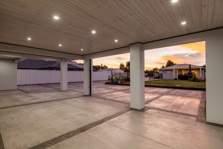 Photo of property in 60b Wilson Road South, Paengaroa, 3189