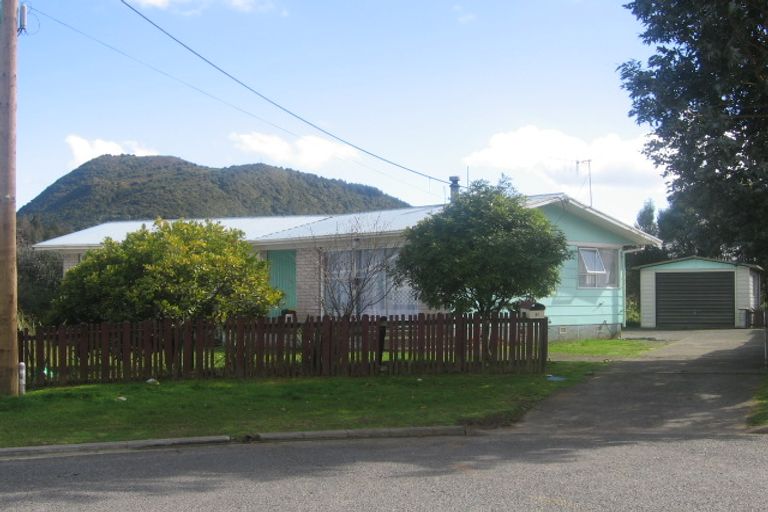 Photo of property in 31 Clark Street, Hikurangi, 0114