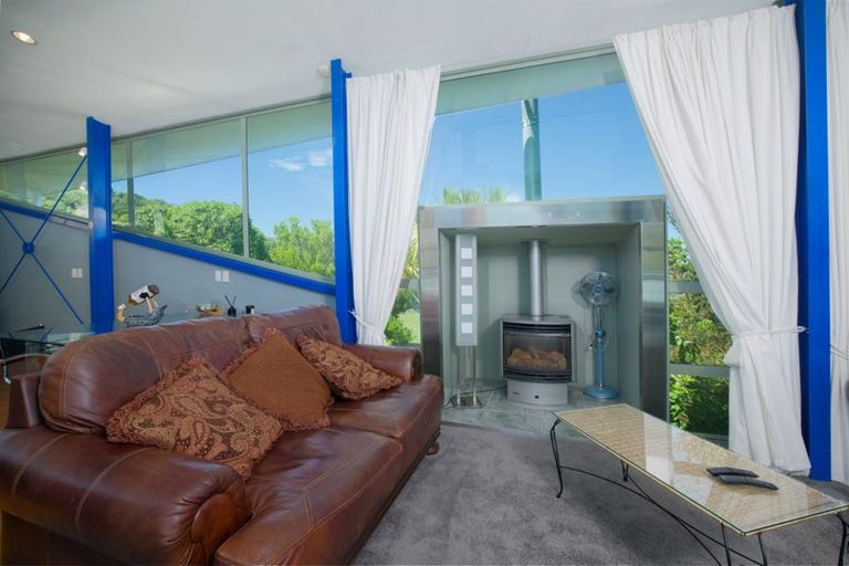 Photo of property in 13 Kotare Place, South Bay, Kaikoura, 7300