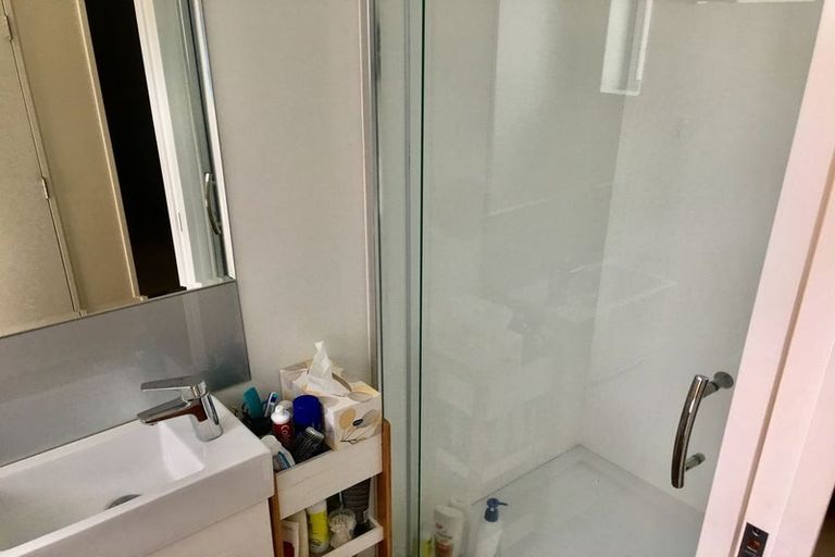 Photo of property in 390a Bucklands Beach Road, Bucklands Beach, Auckland, 2012