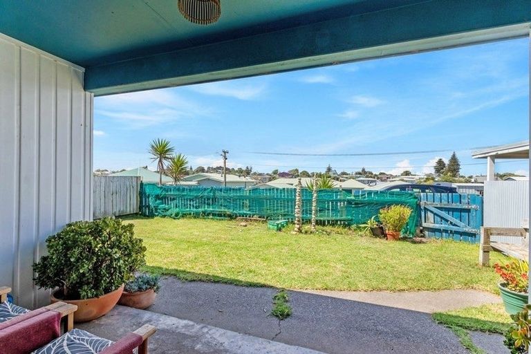 Photo of property in 7a Seafront Road, Castlecliff, Whanganui, 4501