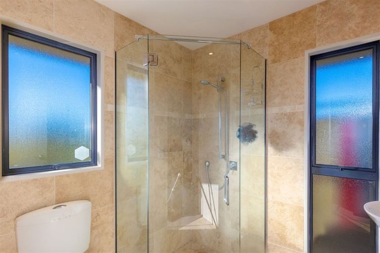 Photo of property in 562a Bower Avenue, Parklands, Christchurch, 8083