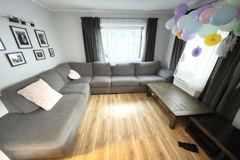 Photo of property in 2/12 Norfolk Street, Regent, Whangarei, 0112