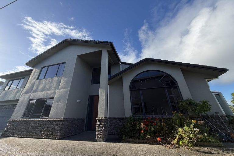 Photo of property in 133a Redoubt Road, Goodwood Heights, Auckland, 2105