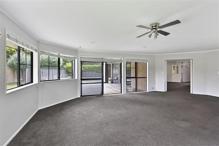 Photo of property in 22 Everlea Place, Alfriston, Auckland, 2105