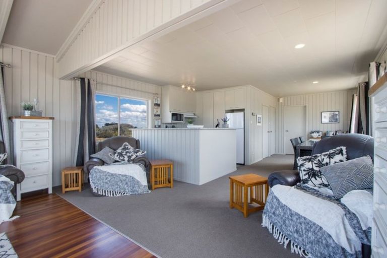 Photo of property in 287 Seaforth Road, Waihi Beach, 3611