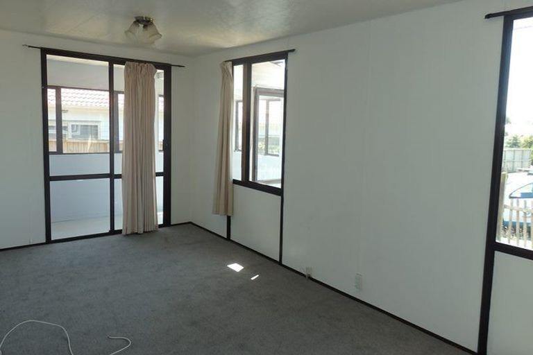 Photo of property in 9/30 Gifford Road, Papatoetoe, Auckland, 2025