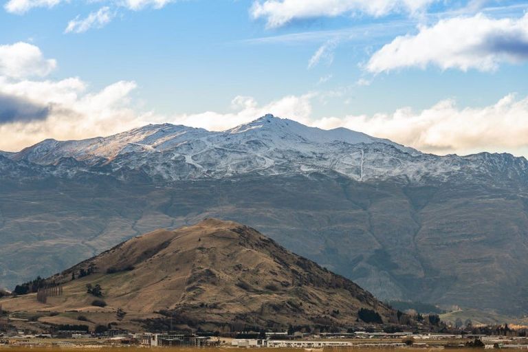 Photo of property in 125 Spur Ridge Rise, Jacks Point, 9371