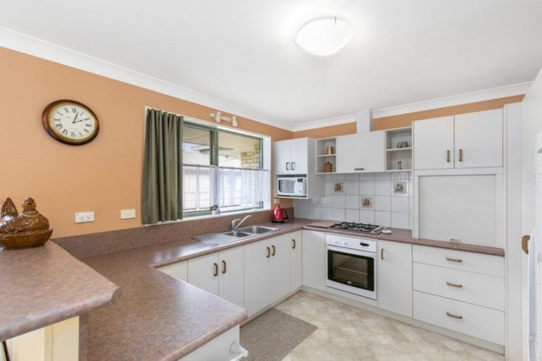 Photo of property in 20 Macmillan Street, Katikati, 3129