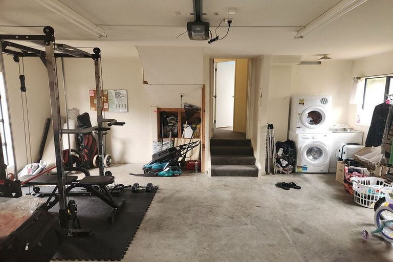 Photo of property in 112 Langdale Avenue, Paraparaumu, 5032