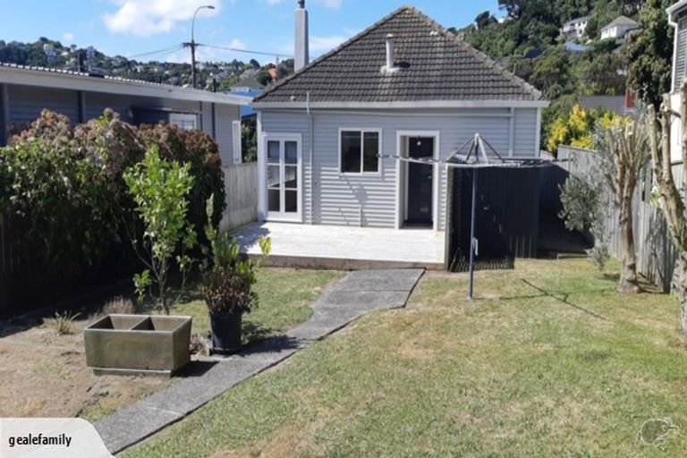 Photo of property in 78 Strathmore Avenue, Strathmore Park, Wellington, 6022