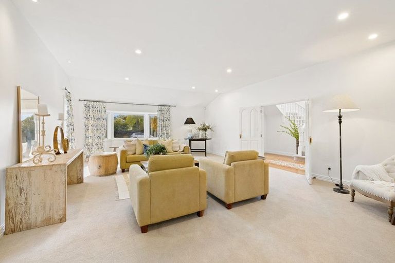 Photo of property in 9 Kotare Street, Fendalton, Christchurch, 8041