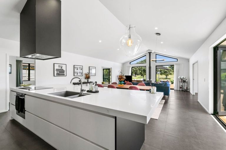 Photo of property in 49b Links Drive, Waiwhakaiho, New Plymouth, 4312