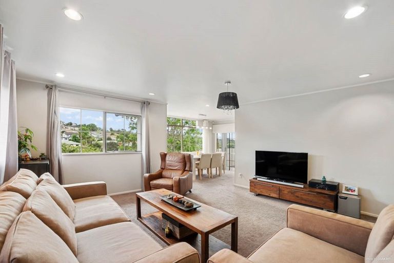 Photo of property in 3 Carnmore Place, Torbay, Auckland, 0630