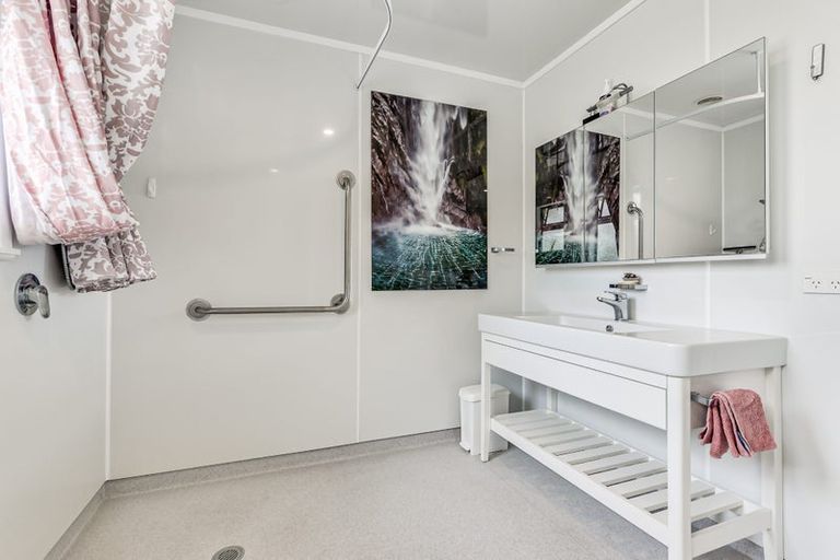 Photo of property in 27 Yvonne Street, Melville, Hamilton, 3206