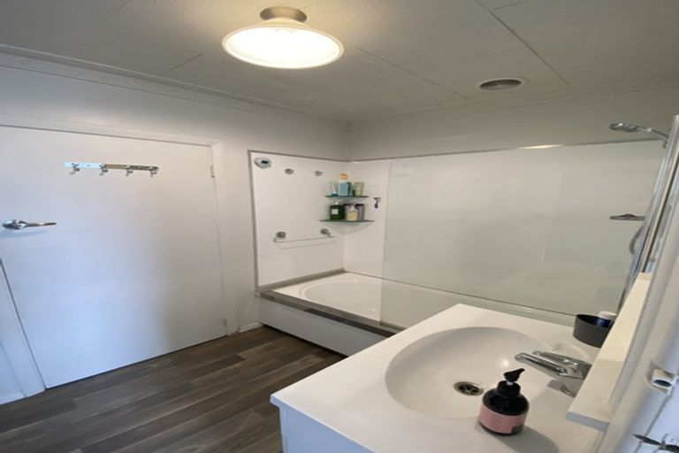 Photo of property in 24 Main Road, Fairfield, Dunedin, 9018