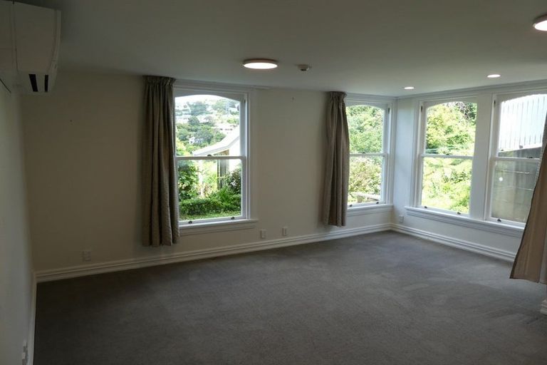 Photo of property in 49 Devon Street, Aro Valley, Wellington, 6021