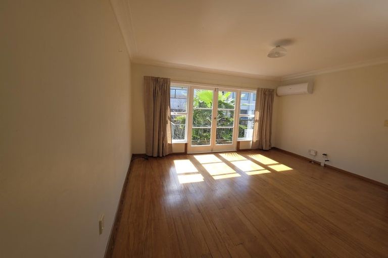 Photo of property in 7 Corin Avenue, Manurewa, Auckland, 2102