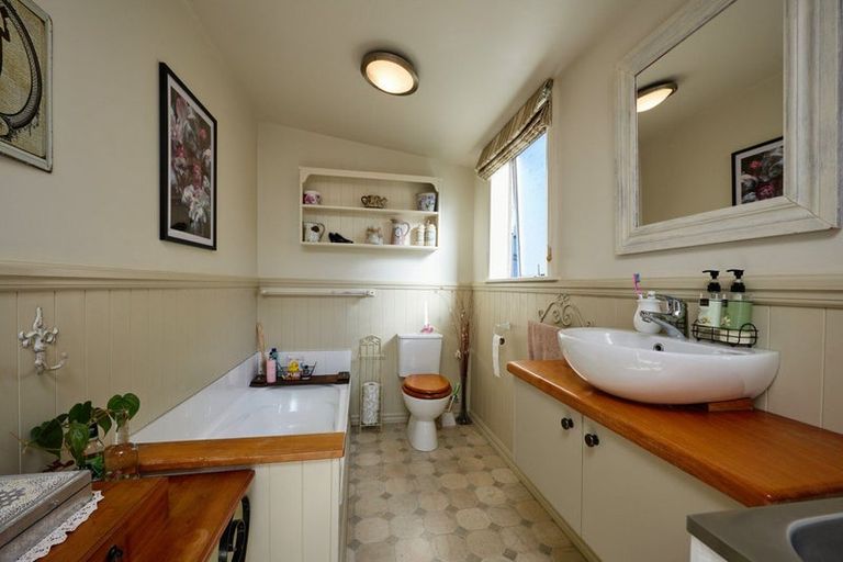 Photo of property in 223 Beach Road, Kaikoura, 7300