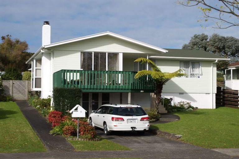 Photo of property in 3 Cramond Drive, Mangere East, Auckland, 2024