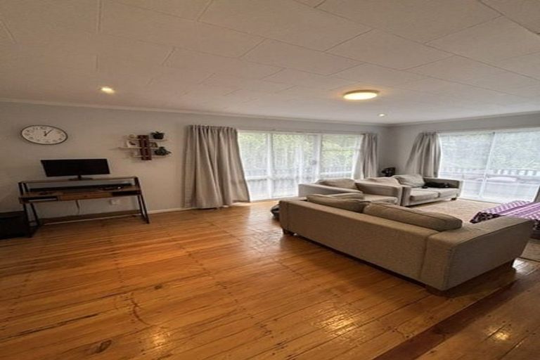 Photo of property in 56 Harbour View Road, Harbour View, Lower Hutt, 5010