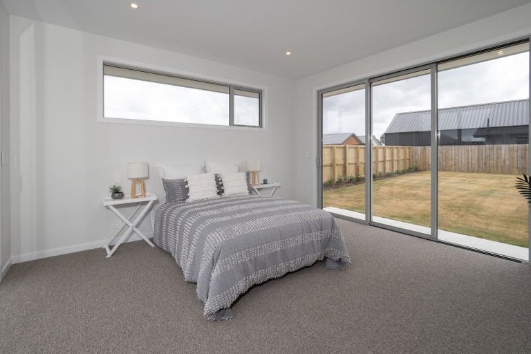 Photo of property in 8 Jag Way, Tinwald, Ashburton, 7700