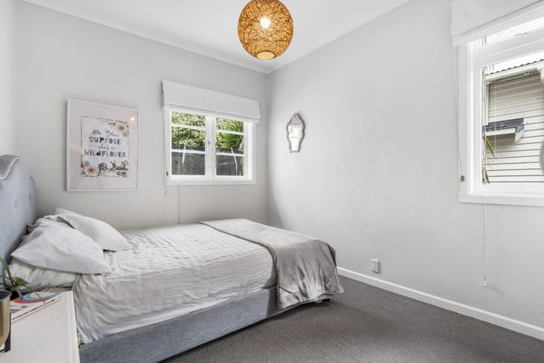 Photo of property in 30 Lambeth Road, Mount Eden, Auckland, 1041