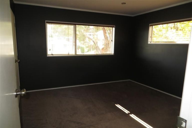 Photo of property in 9 Newstead Avenue, Browns Bay, Auckland, 0632