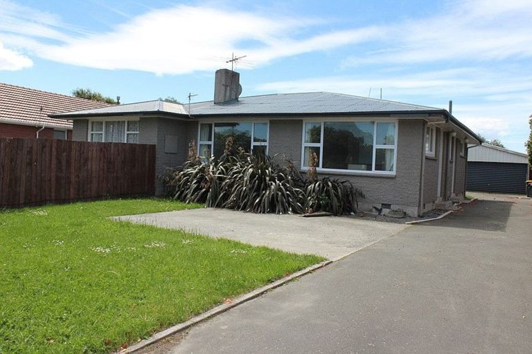 Photo of property in 1/206 Yaldhurst Road, Avonhead, Christchurch, 8042