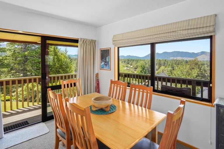 Photo of property in 22 Chalet Crescent, Hanmer Springs, 7334