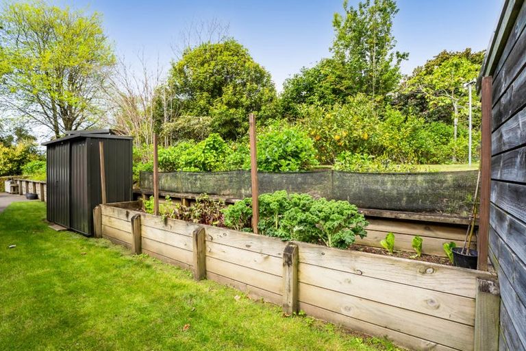 Photo of property in 1405 South Road, Kaitake, New Plymouth, 4374