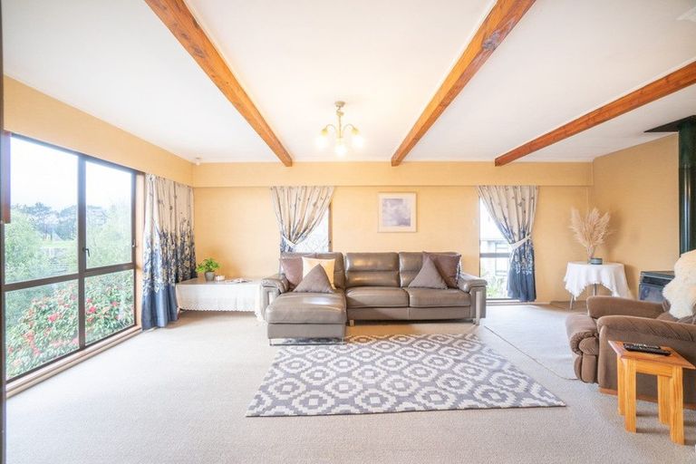 Photo of property in 3 Wharite Place, Awapuni, Palmerston North, 4412