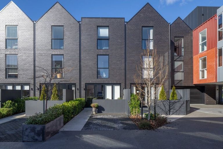 Photo of property in 3/33 Kilmore Street, Christchurch Central, Christchurch, 8013
