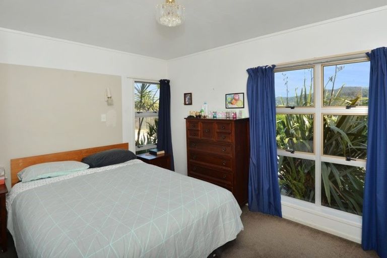 Photo of property in 15 Mountain Road, Morningside, Whangarei, 0110
