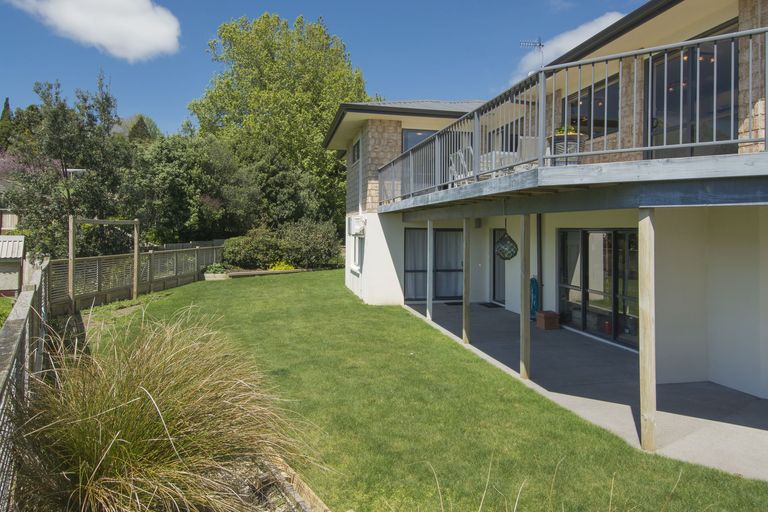 Photo of property in 25 Hawk Place, Welcome Bay, Tauranga, 3112