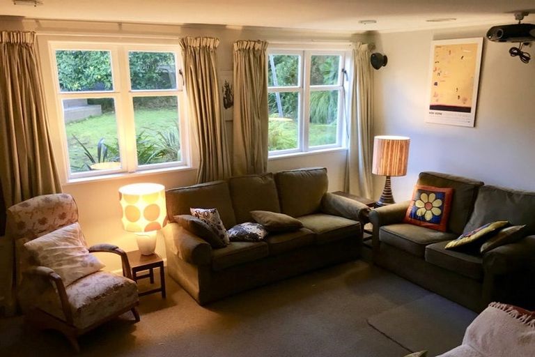 Photo of property in 8 Dundas Street, Seatoun, Wellington, 6022