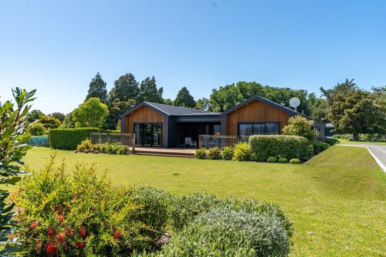 Photo of property in 524 Perrys Road, East Taratahi, Masterton, 5887