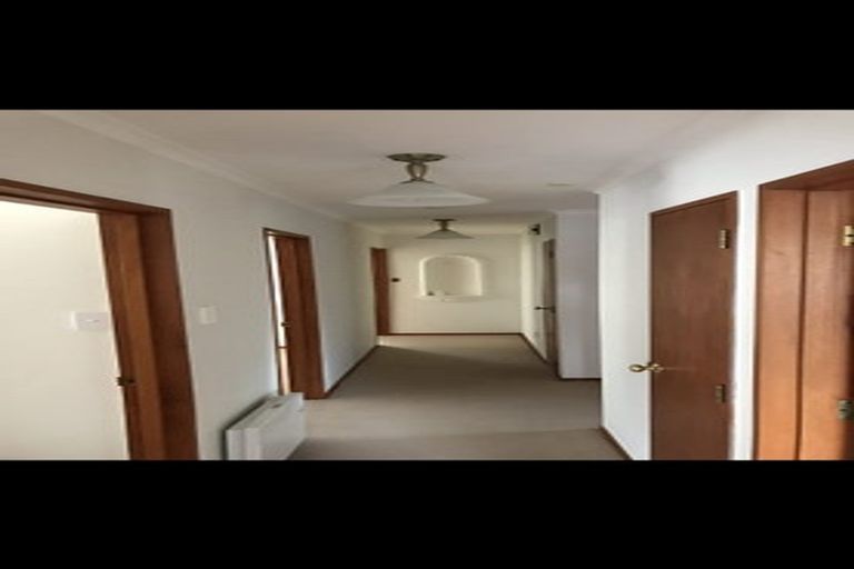 Photo of property in 11a Montgomery Terrace, Hokowhitu, Palmerston North, 4410