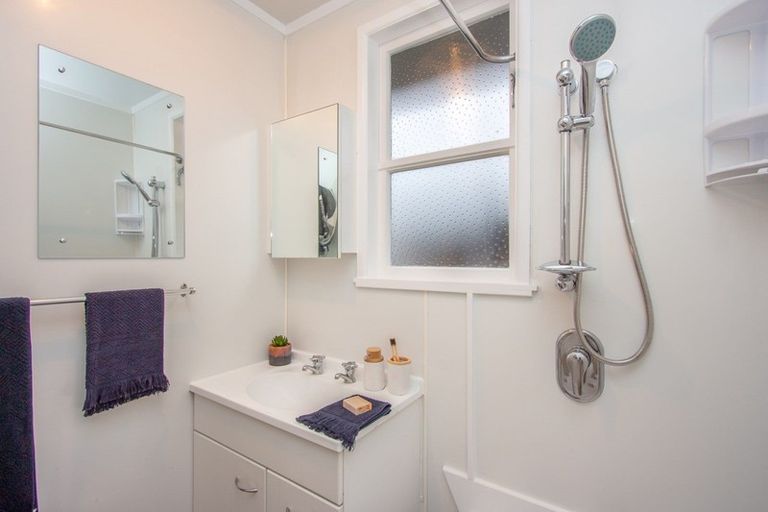 Photo of property in 77 Sunset Road, Mangakakahi, Rotorua, 3015