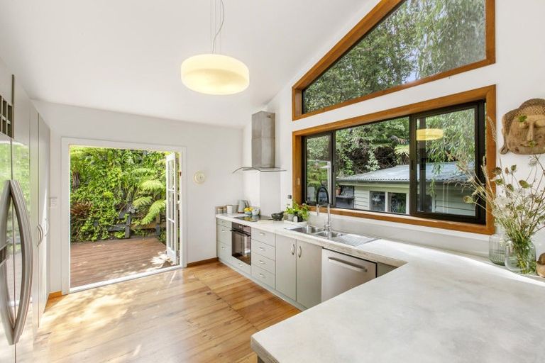 Photo of property in 104c Greenslade Road, Raglan, 3295